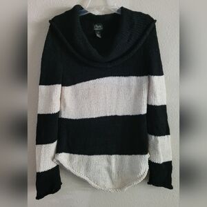 PURE Handknit Sz S/M sweater